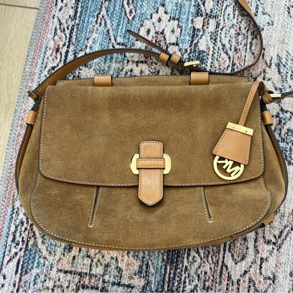 Michael Kors Authentic Romy Medium Suede Crossbody Messenger Bag Tan Leather - Picture 4 of 15
